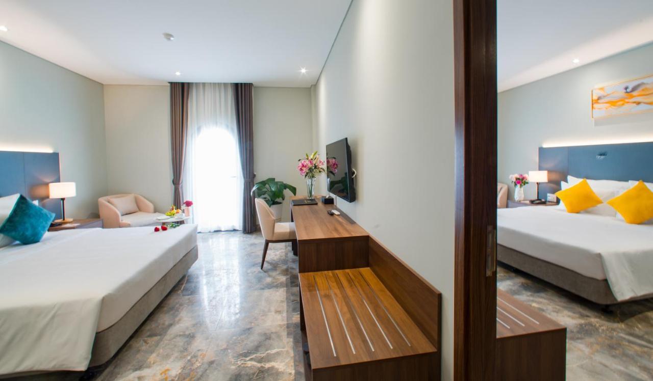 Phu Thang Grand Hotel Duc Hoa Exterior foto